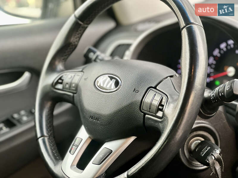 Внедорожник / Кроссовер Kia Sportage 2014 в Черкассах фото 9 Внедорожник / Кроссовер Kia Sportage 2014 в Черкассах