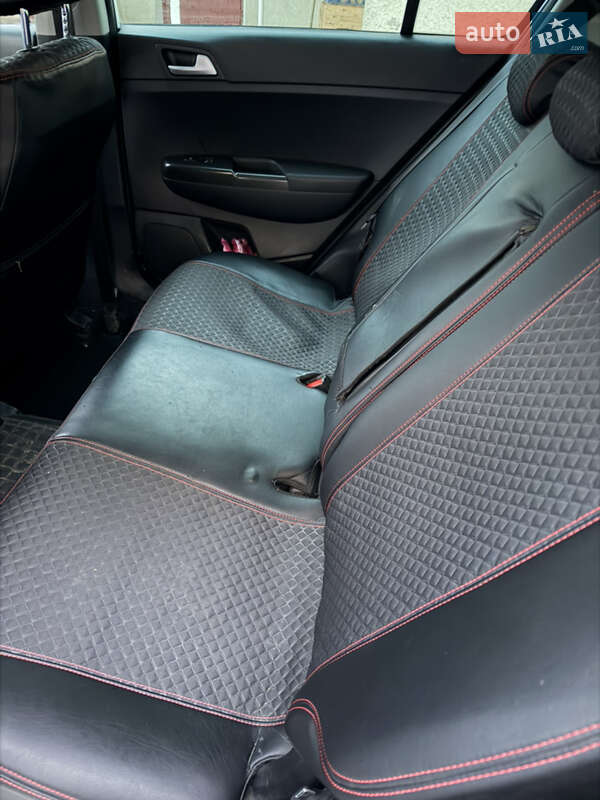 Внедорожник / Кроссовер Kia Sportage 2019 в Чемеровцах