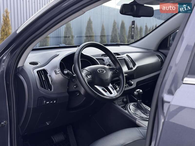 Позашляховик / Кросовер Kia Sportage 2014 в Вінниці