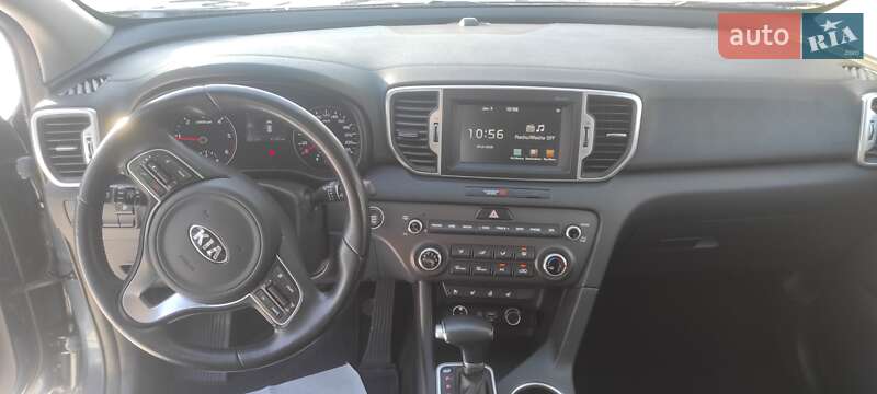 Внедорожник / Кроссовер Kia Sportage 2016 в Киеве фото 16 Внедорожник / Кроссовер Kia Sportage 2016 в Киеве
