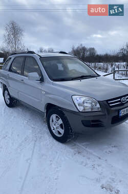 Внедорожник / Кроссовер Kia Sportage 2005 в Борзне