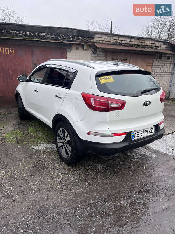 Внедорожник / Кроссовер Kia Sportage 2011 в Кривом Роге