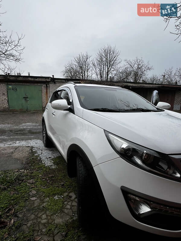 Внедорожник / Кроссовер Kia Sportage 2011 в Кривом Роге