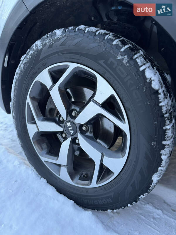 Позашляховик / Кросовер Kia Sportage 2021 в Харкові