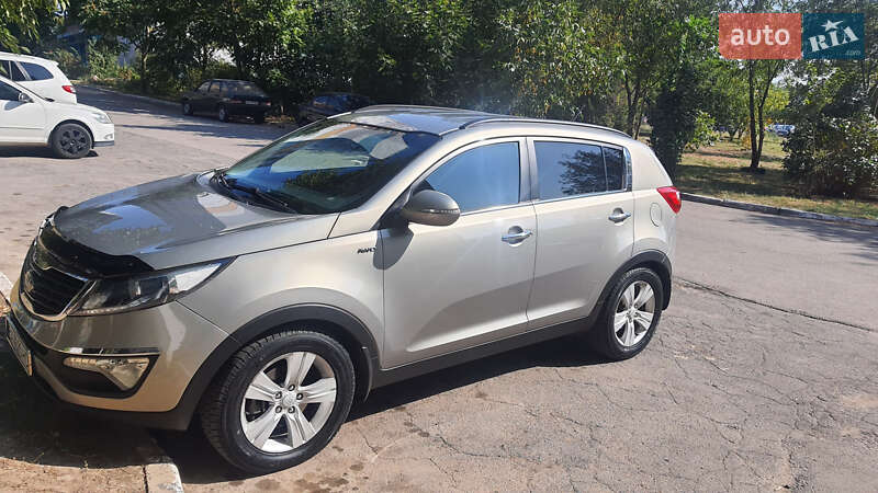 Позашляховик / Кросовер Kia Sportage 2011 в Кривому Розі