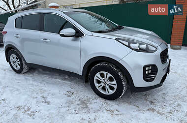 Внедорожник / Кроссовер Kia Sportage 2016 в Кагарлыке