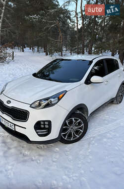 Позашляховик / Кросовер Kia Sportage 2017 в Києві