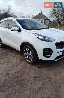 Внедорожник / Кроссовер Kia Sportage 2017 в Пирятине