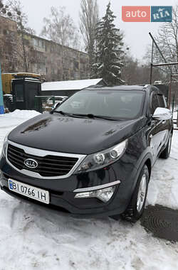 Внедорожник / Кроссовер Kia Sportage 2012 в Полтаве