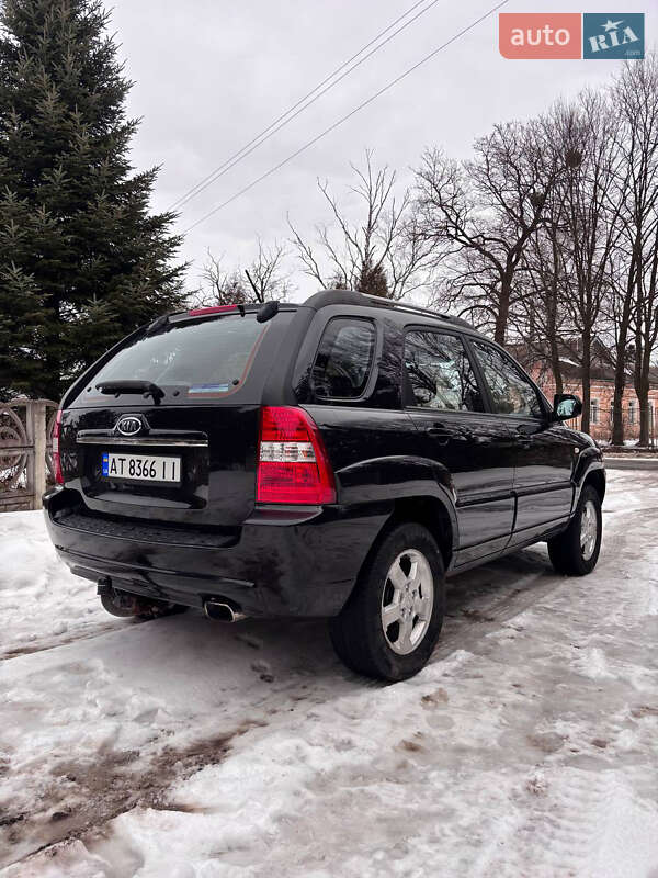 Внедорожник / Кроссовер Kia Sportage 2008 в Ивано-Франковске