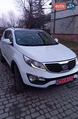 Внедорожник / Кроссовер Kia Sportage 2011 в Надворной