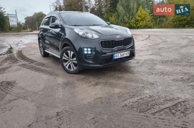 Позашляховик / Кросовер Kia Sportage 2016 в Фастові