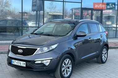 Позашляховик / Кросовер Kia Sportage 2015 в Івано-Франківську