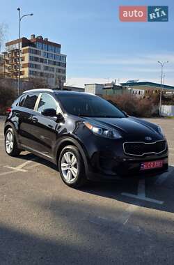 Позашляховик / Кросовер Kia Sportage 2015 в Ужгороді