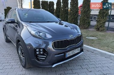 Позашляховик / Кросовер Kia Sportage 2016 в Києві