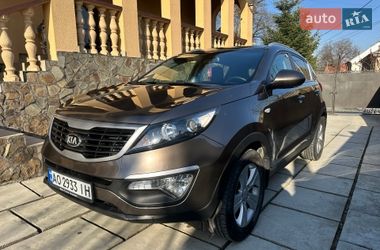 Позашляховик / Кросовер Kia Sportage 2013 в Солотвині