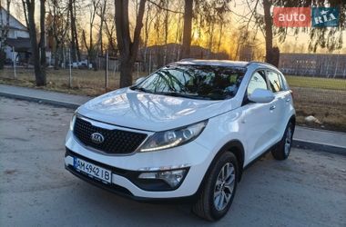 Позашляховик / Кросовер Kia Sportage 2015 в Звягелі