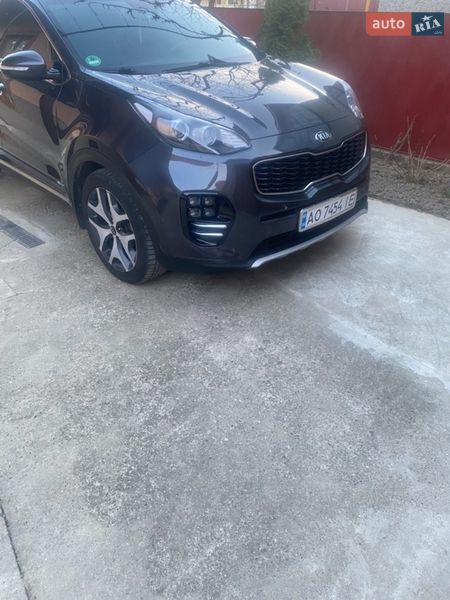 Внедорожник / Кроссовер Kia Sportage 2017 в Тячеве