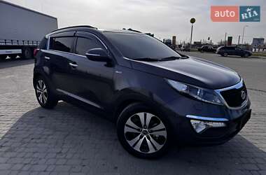 Внедорожник / Кроссовер Kia Sportage 2012 в Новомосковске