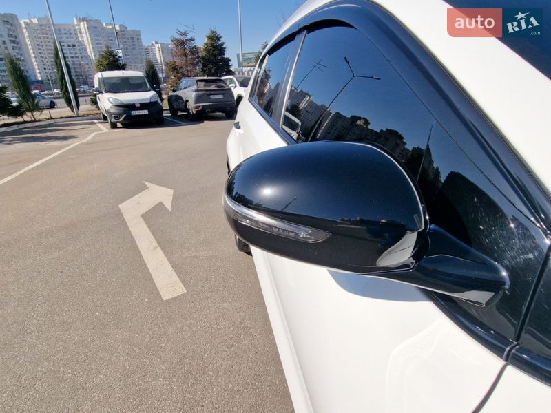 Внедорожник / Кроссовер Kia Sportage 2019 в Киеве