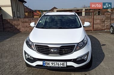 Внедорожник / Кроссовер Kia Sportage 2013 в Сарнах