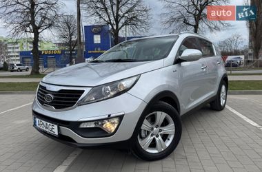 Позашляховик / Кросовер Kia Sportage 2012 в Хмельницькому