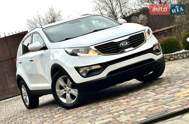 Позашляховик / Кросовер Kia Sportage 2012 в Івано-Франківську