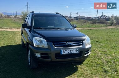 Внедорожник / Кроссовер Kia Sportage 2005 в Хусте