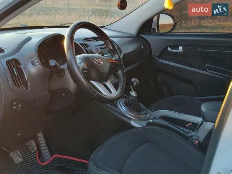 Kia Sportage 2013 VIN U5YPB815ADL359688 фото оголошення 9 з 60