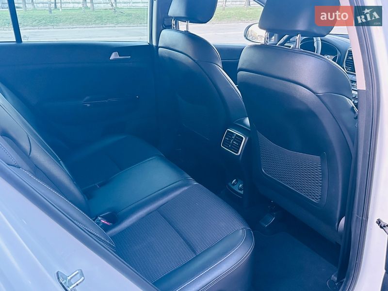 Внедорожник / Кроссовер Kia Sportage 2021 в Белой Церкви