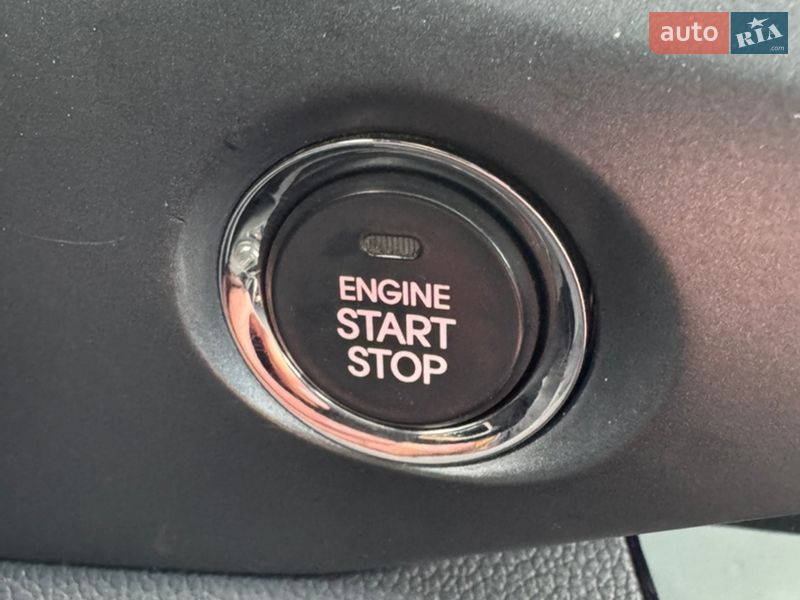 Внедорожник / Кроссовер Kia Sportage 2012 в Житомире