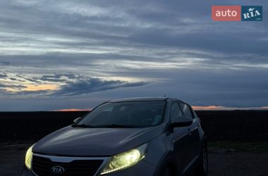 Внедорожник / Кроссовер Kia Sportage 2015 в Каневе