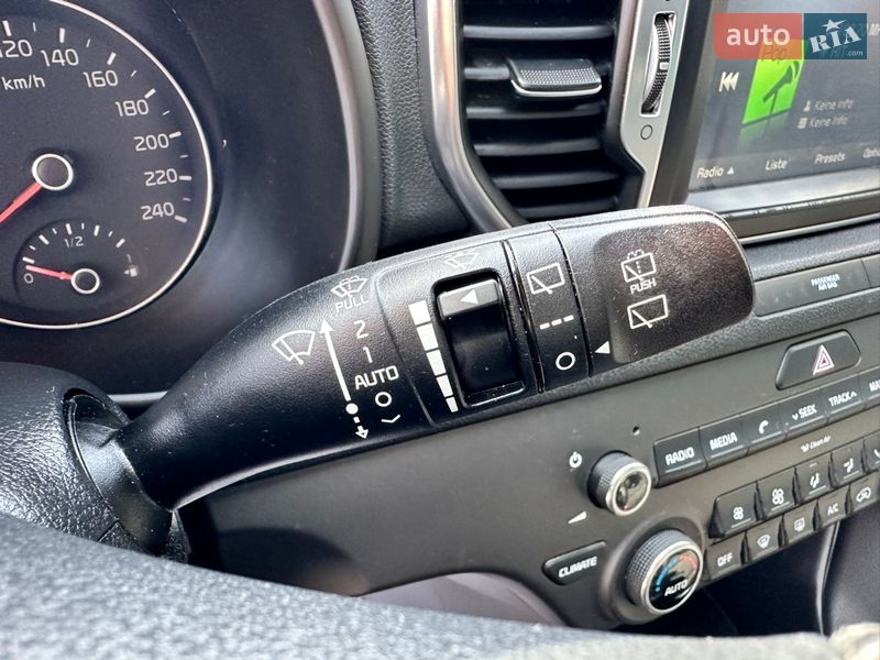 Внедорожник / Кроссовер Kia Sportage 2016 в Дубно