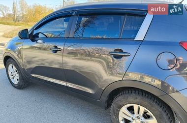 Позашляховик / Кросовер Kia Sportage 2012 в Києві