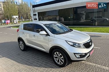 Позашляховик / Кросовер Kia Sportage 2015 в Одесі