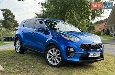 Позашляховик / Кросовер Kia Sportage 2018 в Львові
