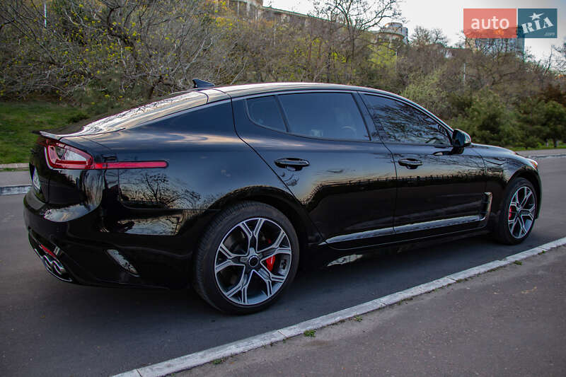 Kia Stinger 2017