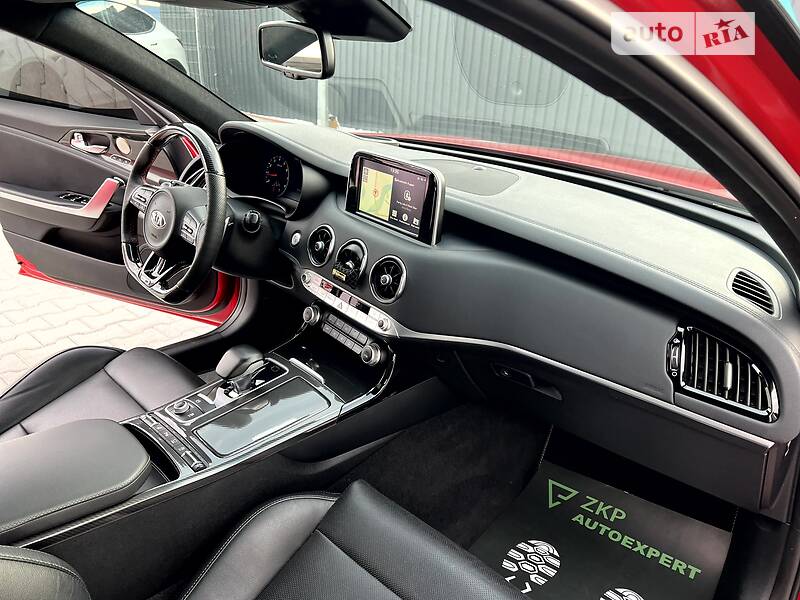 Лифтбек Kia Stinger 2018 в Мукачево