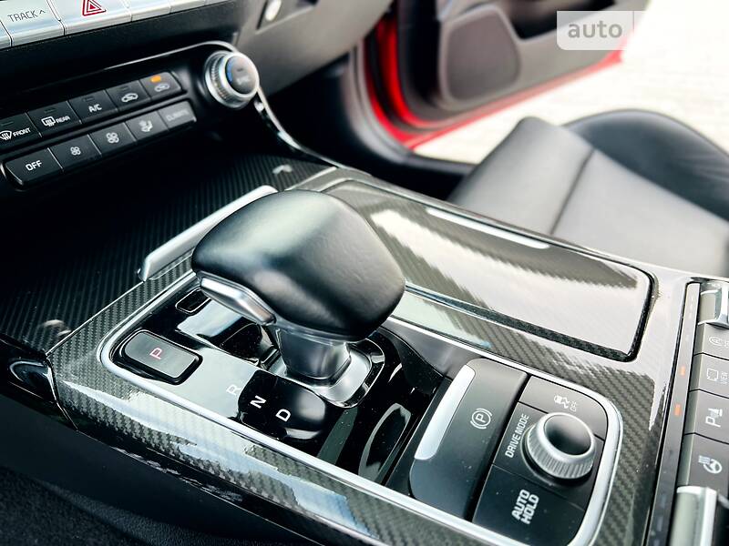 Лифтбек Kia Stinger 2018 в Мукачево