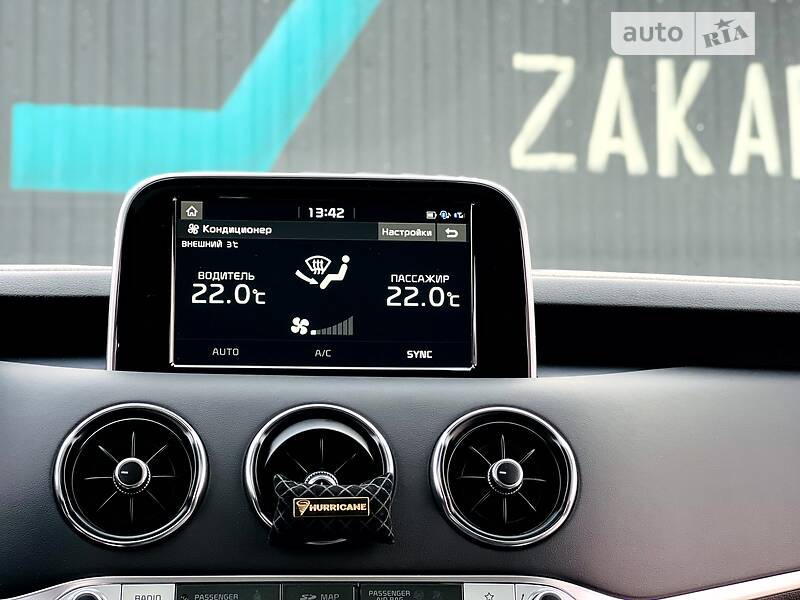 Лифтбек Kia Stinger 2018 в Мукачево