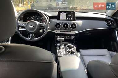 Фастбэк Kia Stinger 2017 в Одессе