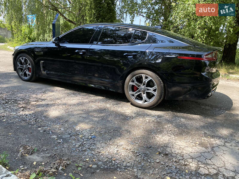 Фастбэк Kia Stinger 2018 в Луцке фото 5 Фастбэк Kia Stinger 2018 в Луцке