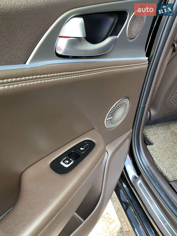 Фастбэк Kia Stinger 2018 в Луцке фото 29 Фастбэк Kia Stinger 2018 в Луцке