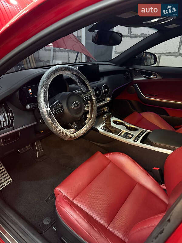 Фастбек Kia Stinger 2018 в Умані