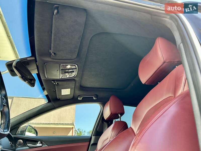 Фастбэк Kia Stinger 2018 в Черновцах