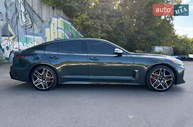 Лифтбек Kia Stinger 2021 в 