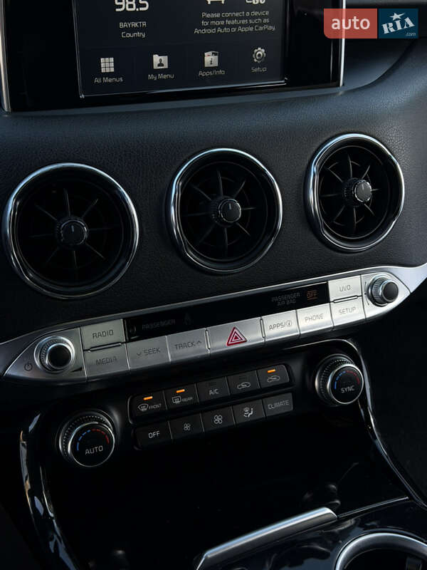 Лифтбек Kia Stinger 2020 в Киеве