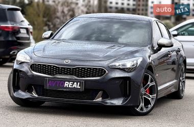 Фастбэк Kia Stinger 2017 в Кривом Роге
