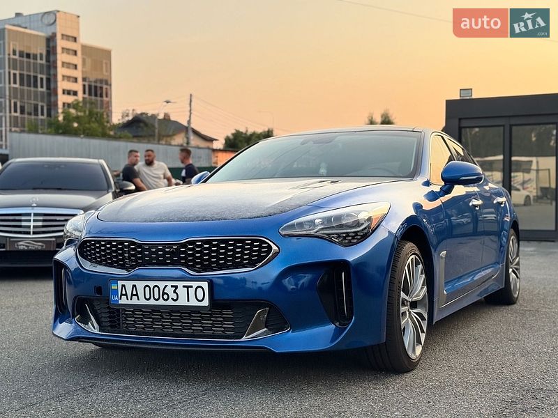 Фастбэк Kia Stinger 2019 в Киеве