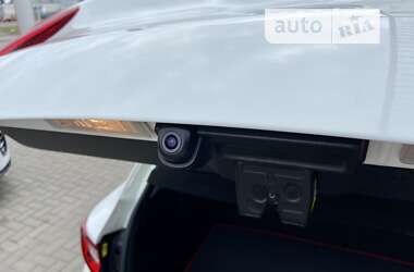 Позашляховик / Кросовер Kia Stonic 2021 в 